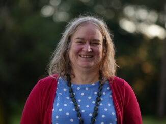 Ms Roxanne Tickle