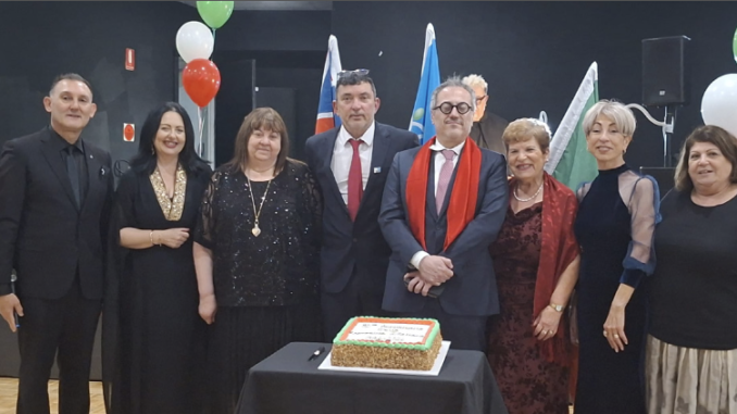 Taglio della torta commemorativa degli 80 anni della Repubblica
