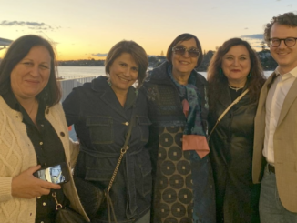 Lorenzo Canu con gli insegnanti di italiano del NSW